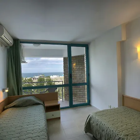 公寓 Sirena Hotel 内塞伯尔