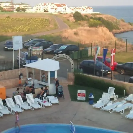 Sirena Hotel 公寓