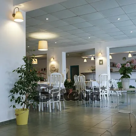 Sirena Hotel * 内塞伯尔
